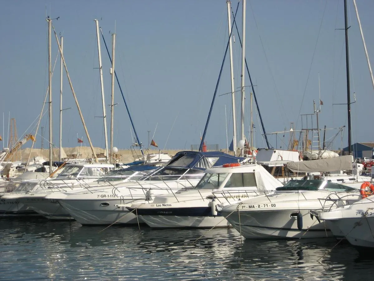 Apartamento Con Piscina Garrucha